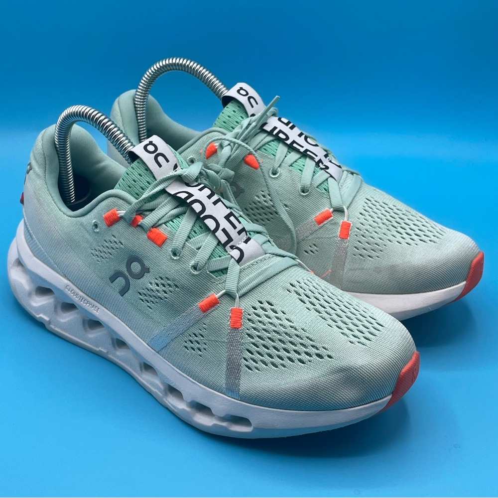 On Running Light Green and‎ Coral Sneakers